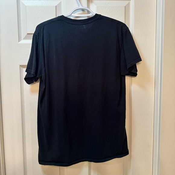Urban outfitters graphic tee - Picture 2 of 3